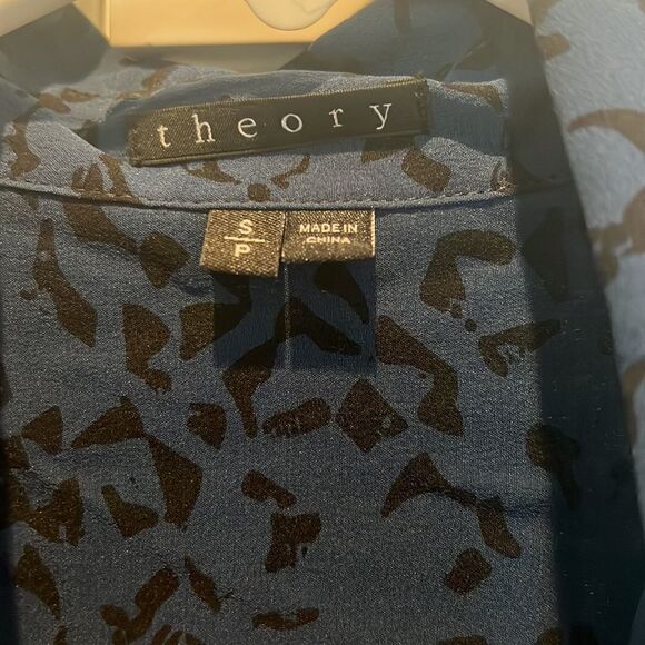 Theory blue and black silk blouse - Picture 2 of 3